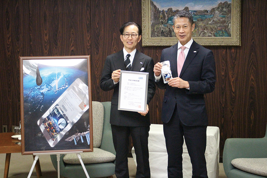 ISS搭載決定の報告に島県知事を表敬訪問